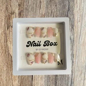 Nail Box “Garden Goddess” - Handmade Press On Nails 💅